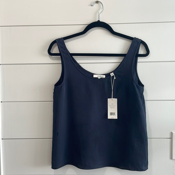 Vince Tops - NWT Vine tank, size s